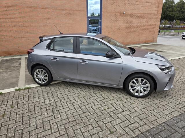 Opel CORSA 1.2 Edition