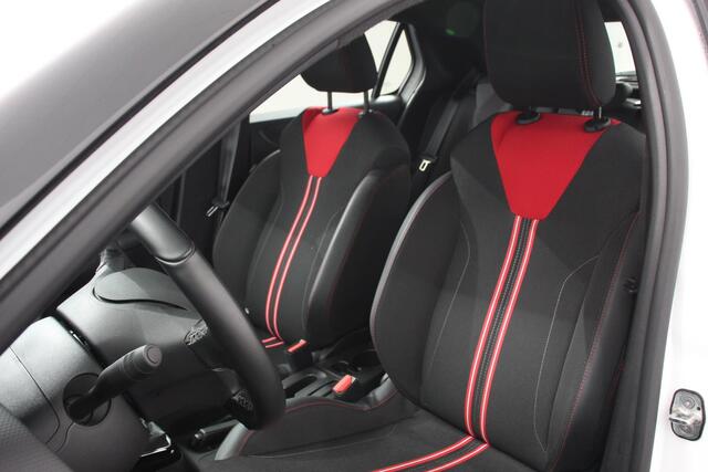 Opel CORSA 1.2 GS Line | Navigatie | Appel Carplay/Android Auto | Airco | Camera | Parkeer sensoren | Extra Getint Glas | Stuurwiel Bediening |