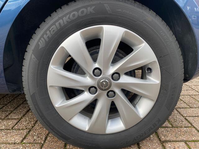 Opel CORSA 1.2 | Airco | All-season banden.