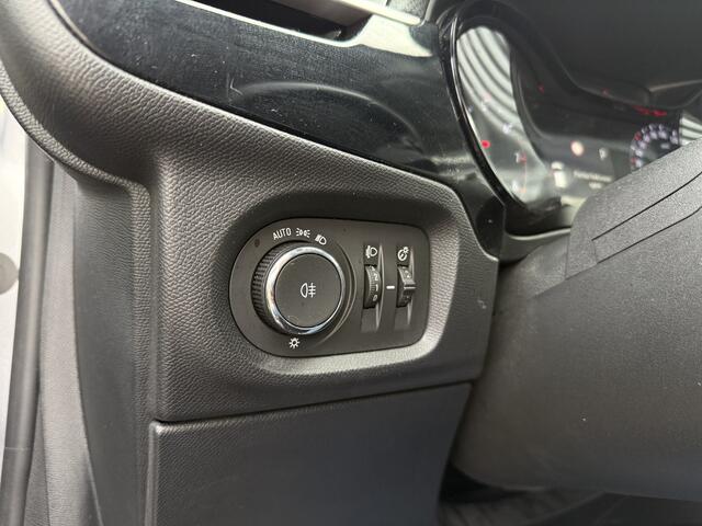 Opel CORSA 1.2 Edition Automaat!! | Airco | PDC | Apple Carplay& Android Auto | Led Koplampen | Ndl Auto | RIJKLAARPRIJS INCL 12 MAANDEN GARANTIE EN BEURT