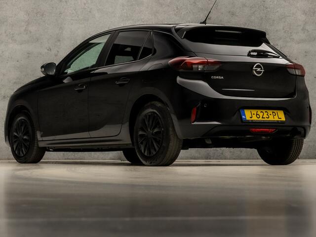 Opel CORSA 1.2 Sport (APPLE CARPLAY, GROOT NAVI, PARKEERSENSOREN, GETINT GLAS, SPORTSTOELEN, CRUISE, DAB+, NIEUWE APK, NIEUWSTAAT)