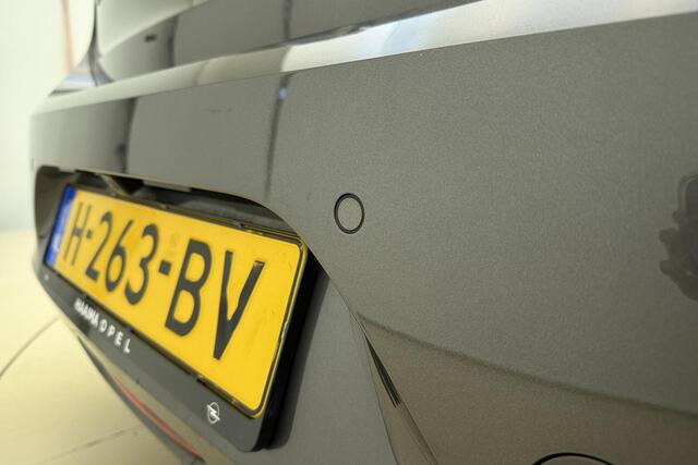 Opel CORSA 1.2 Edition | Navigatie | Camera | Lichtmetalen velgen | Stoel & Stuurverwarming | Parkeersensoren | Cruise control | Extra getint glas