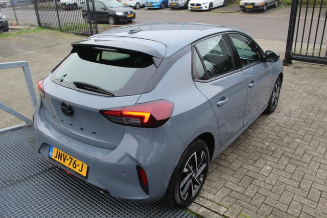 Opel CORSA 1.2 Turbo GS Applecarplay/Achteruitrijcamera/Cuise control/Lane assist/Dodehoekdetectie/Parkeersensoren rondom/Inklapbare spiegels/Half lederen sportstoelen/Led koplampen