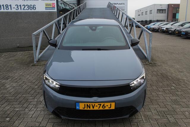 Opel CORSA 1.2 Turbo GS Applecarplay/Achteruitrijcamera/Cuise control/Lane assist/Dodehoekdetectie/Parkeersensoren rondom/Inklapbare spiegels/Half lederen sportstoelen/Led koplampen