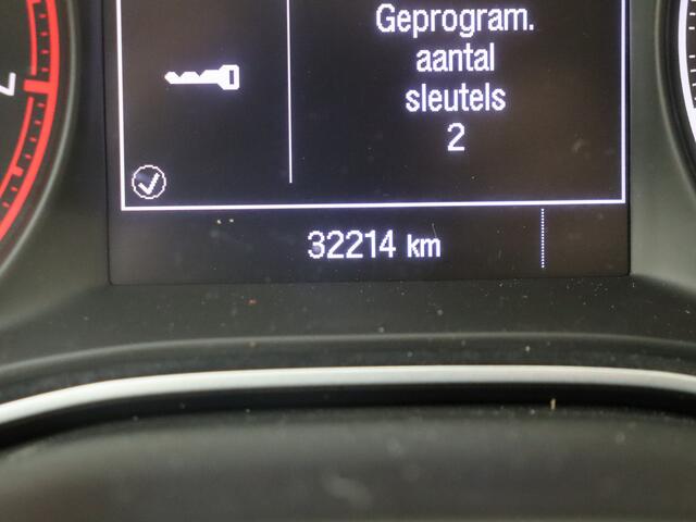 Opel CORSA 1.0 Turbo Online Edition | Lage kilometer stand! | Navigatie | Camera + Parkeerhulp | 17 Inch LMV |