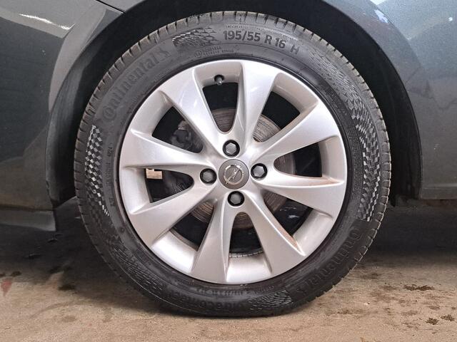 Opel CORSA 1.4 Favourite