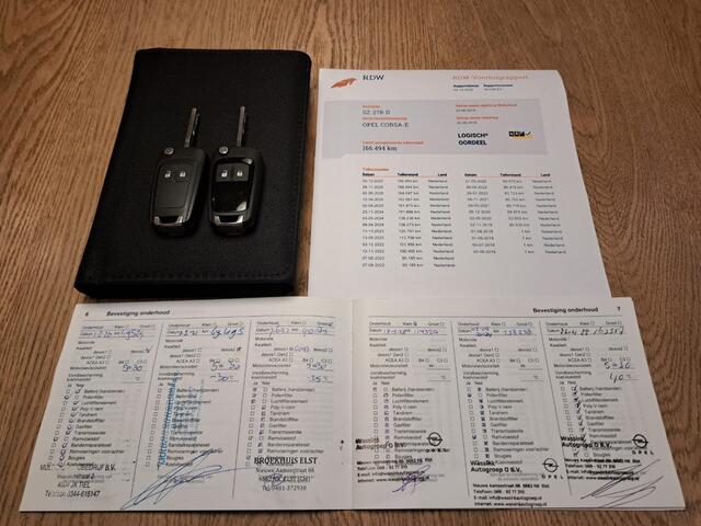 Opel CORSA 1.4 Favourite