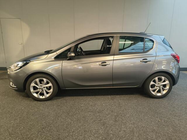 Opel CORSA 1.4 Online Edition 90PK uit 2017 Rijklaar + 12 maanden Bovag-garantie Henk Jongen Auto's in Helmond, al 50 jaar service zoals 't hoort!