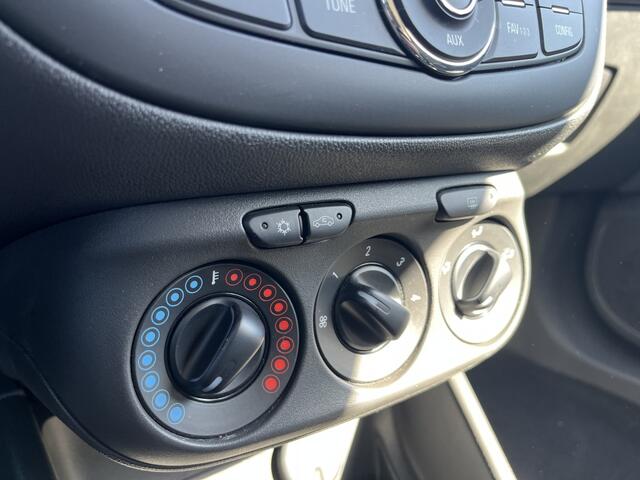 Opel CORSA 1.4 Edition 5 deurs NAP AIRCO