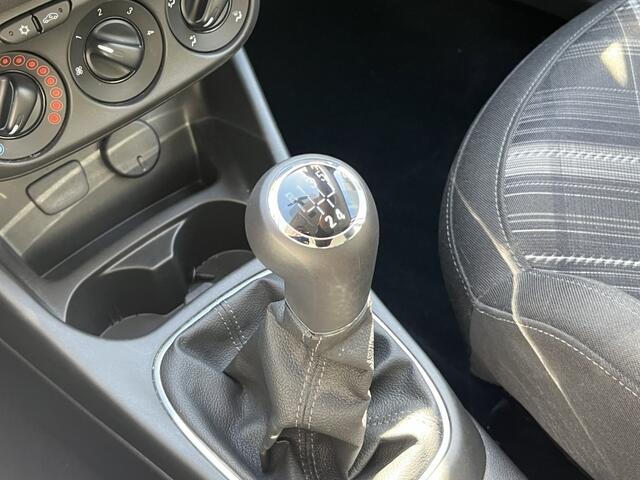 Opel CORSA 1.4 Edition 5 deurs NAP AIRCO