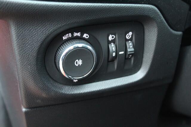 Opel CORSA 1.2 Edition