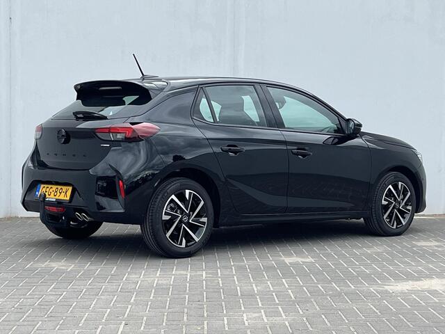 Opel CORSA 1.2 Turbo Hybrid GS 136PK Automaat / 100% Dealeronderhouden / Trekhaak (Trekgewicht 1.200kg) / Achteruitrijcamera / Navigatie via Apple Carplay & Android Auto / Cruise Control / Dodehoek Detectie / Parkeersensoren voor en achter / Radio / Airco