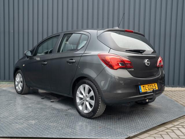 Opel CORSA 1.4 90Pk Favourite | Trekhaak afnb. | Navi | Apple Carplay/ Android Auto | Prijs Rijklaar!!