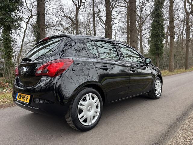 Opel CORSA 1.4 Edition / 5 Deurs / Dealer onderh. / Airco