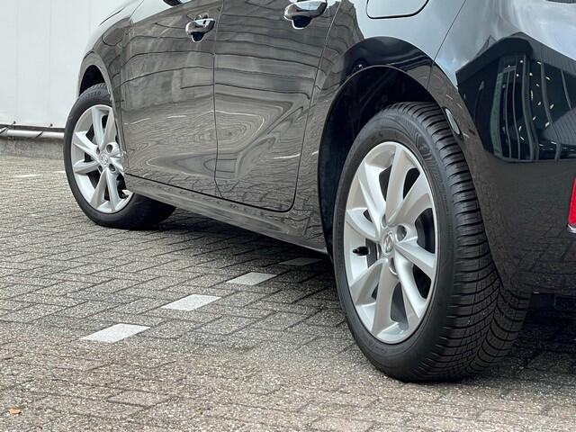 Opel CORSA 1.2 Elegance met Camera, Stoel/Stuurverwarming, All Season Banden