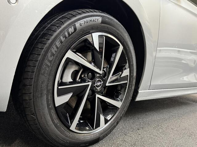 Opel CORSA 1.2 Turbo 110pk Hybrid Automaat GS Navigatie Airco Cruise control Parkeersensoren Apple Carplay/ Android Auto Camera Lichtmetalen velgen LED