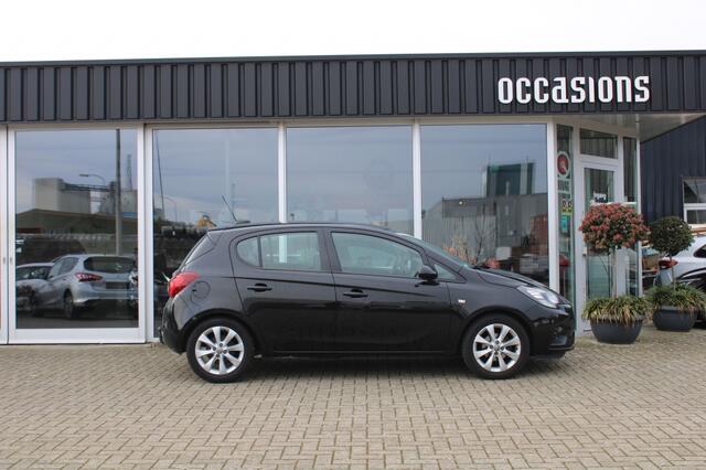 Opel CORSA 1.4 Favourite