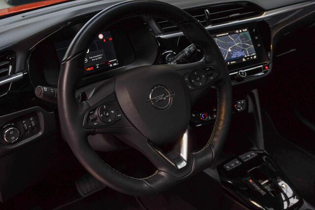 Opel CORSA 1.2 T Aut. Panodak Leer Navi Camera Stuurverwarm. Stoelverwarming Climate C. PDC Parkeerassistent Cruise C. Zwarte binnenhemel LM velgen BTW auto