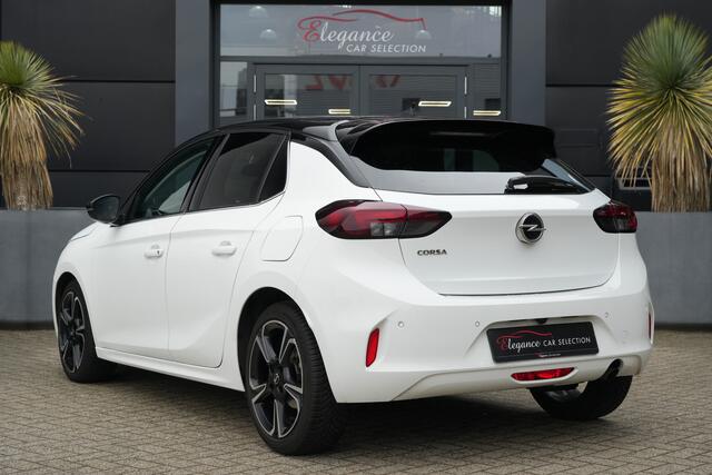 Opel CORSA 1.2 Ultimate 100pk Panoramadak/Stoelverwarming/Camera