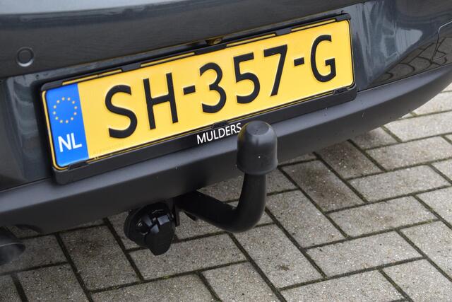 Opel CORSA 1.0 Turbo Innovation | Trekhaak / Navi / Parkeersensoren