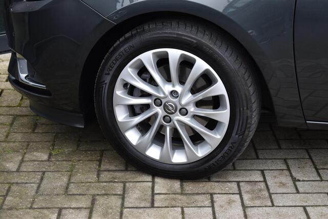 Opel CORSA 1.0 Turbo Innovation | Trekhaak / Navi / Parkeersensoren