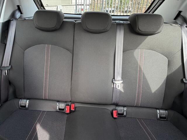 Opel CORSA 1.4 BLACK EDITION