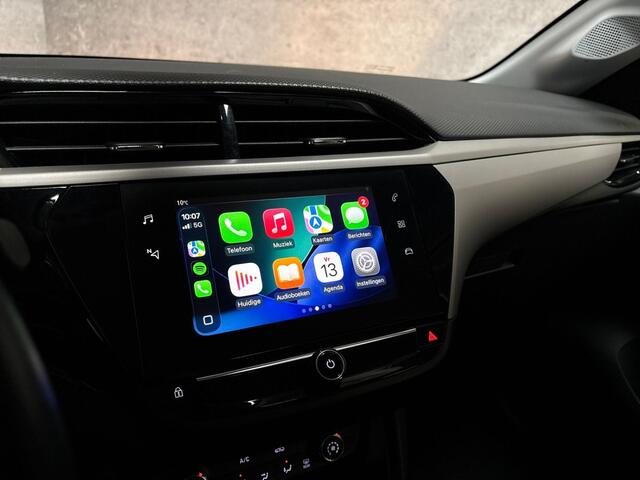 Opel CORSA 1.2 Sport (APPLE CARPLAY, GROOT NAVI, LEDER STUURWIEL, SPORTSTOELEN, CRUISE, ELEK PAKKET, NIEUWE APK, NIEUWSTAAT)