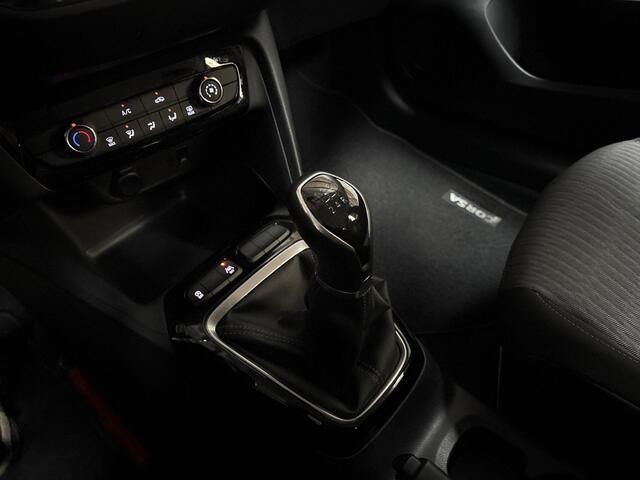 Opel CORSA 1.2 Sport (APPLE CARPLAY, GROOT NAVI, LEDER STUURWIEL, SPORTSTOELEN, CRUISE, ELEK PAKKET, NIEUWE APK, NIEUWSTAAT)