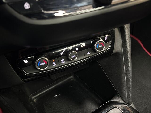 Opel CORSA 1.2 GS Line Dynamic (PANORAMADAK, APPLE CARPLAY, STUUR/STOELVERWARMING, CAMERA, GETINT GLAS, TREKHAAK, LED KOPLAMPEN, NIEUWSTAAT)