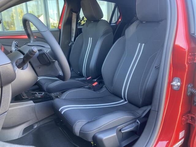 Opel CORSA 1.2 Turbo 110pk Hybrid Automaat Yes | DEMO | Navigatie via Carplay | Android Auto | Cruise control | LED koplampen | Parkeersensoren | Sportstoelen | Stoel- en stuurverwarming | Zwart dak