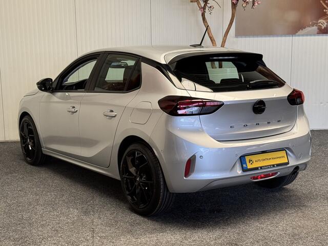 Opel CORSA 1.2 TURBO EDITION 15 STUKS OP VOORRAAD !! NAVIGATIE VIA APPLE CARPLAY/ANDROID STUUR/STOELVERWARMING CRUISE CONTROL RIJSTROOKSENSOREN DODEHOEKSENSOREN ACHTERUITRIJCAMERA ZEER MOOI !! 3010