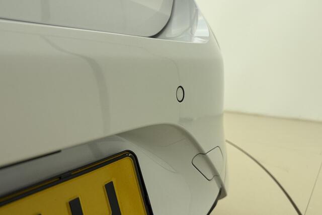 Opel CORSA 1.2 GS Line 100 PK | Climate control | Navigatie | Keyless | Zwart Dak | Camera | Draadloze telefoonlader | Lichtmetalen velgen