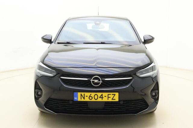 Opel CORSA 1.2 GS Line 100 PK | Navigatie | Climate control | Camera | Draadloze telefoonlader | Lichtmetalen velgen black | Weinig kilometers