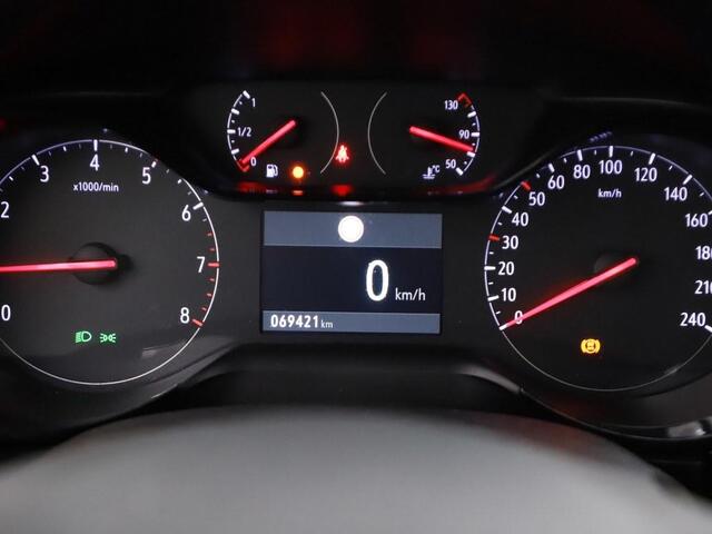 Opel CORSA 1.2 Edition Nav/Pdc/Cruise/Lmv/CarPlay