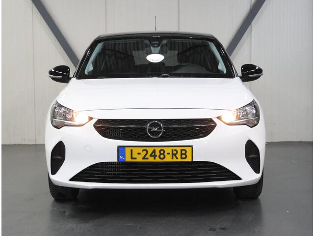 Opel CORSA 100PK Edition | 1ste eigenaar | Camera | ZWART DAK | AppleCarPlay/AndroidAuto | Airco | DAB Radio | 16"LMV | Trekhaak | Parkeersensoren | Privacy Glass | Isofix | All Season Banden |