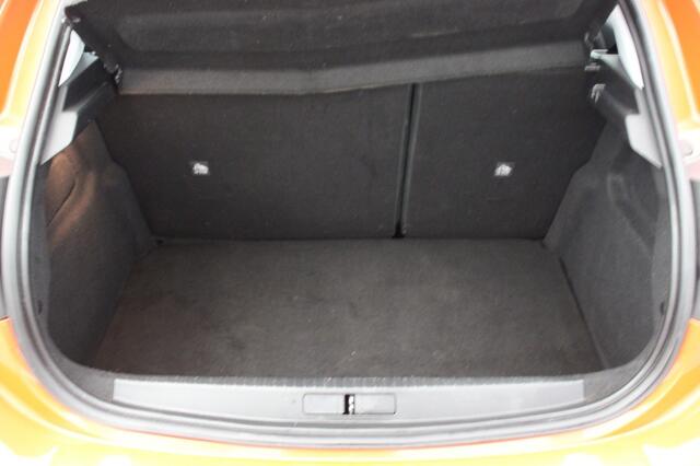 Opel CORSA 1.2 Edition - Carplay, Navi, Cruise