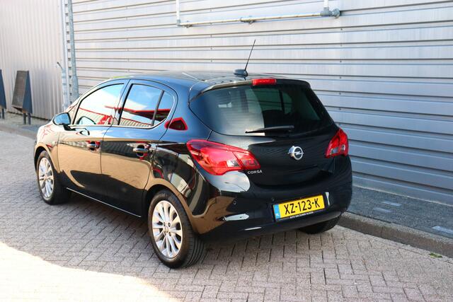 Opel CORSA 1.4 Online Edition Automaat O.a: PDC, Camera, Clima, Cruise, Navi, Dab, Carplay, E.t.c. ... Rijklaar! All-in prijs.