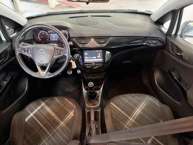 Opel CORSA 1.4 Color Edition