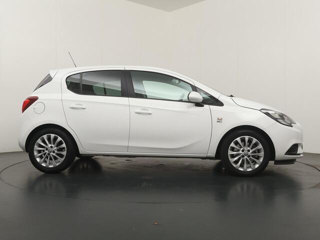 Opel CORSA 1.0 Turbo 120 Jaar Edition - Navigatie - Parkeersensoren - Stoelverwarming - Cruise Control