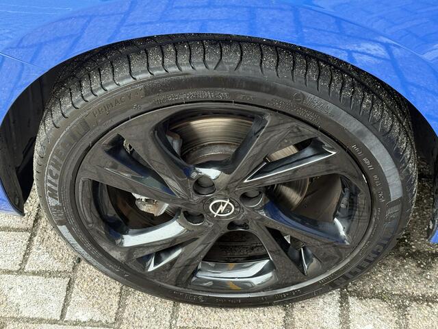 Opel CORSA 1.2 GS Line | NAP | Navigatie | Achteruitrijcamera | Climate Control | LED | Lichtmetaal 17'' | Cruise Control |