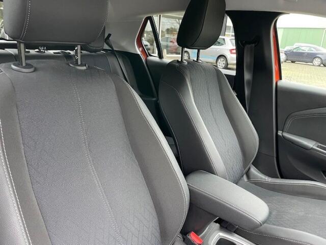 Opel CORSA 1.2 Airco / Cruise/ / Multimedia / Led / Apple Carplay / Android