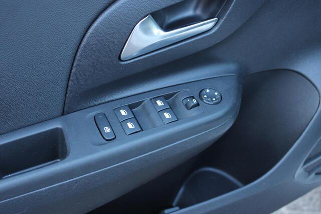Opel CORSA 1.2 Level 4 ( GS LINE ) Led/AppleAndroid/NL Auto!!