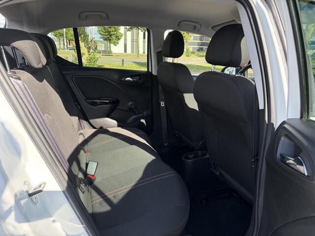 Opel CORSA 1.4 Black Edition Navi,Carplay,Airco,Cruise,Pdc,Weinig km,90pk,5 Deurs,Lm velgen,N.A.P,Zeer Zuinig,Apk tot 08-2027