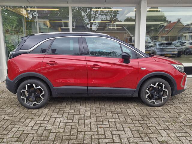 Opel Crossland 1.2 Turbo Ultimate | Parkeersensoren V+A | Achteruitrijcamera | Cruise & Climate Control | Navigatie | Apple Carplay / Android Auto