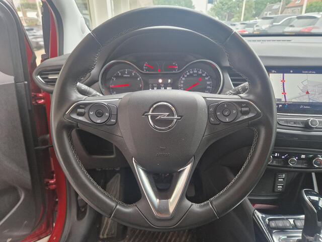 Opel Crossland 1.2 Turbo Ultimate | Parkeersensoren V+A | Achteruitrijcamera | Cruise & Climate Control | Navigatie | Apple Carplay / Android Auto