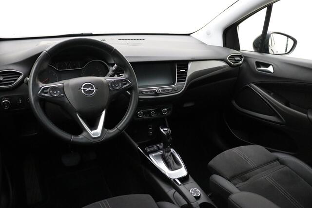 Opel Crossland 1.2 Turbo Ultimate 130 PK Automaat | Navigatie | Panoramadak | Headup Display | Climate control | Stoel & Stuurverarming | Camera | Lichtmetalen velgen black