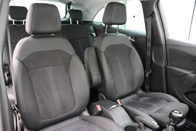 Opel Crossland 1.2 Turbo Ultimate | Climate control | Achteruitrij Camera | Navigatie | Parkpilot | Elektrisch Pakket | LM-Velgen