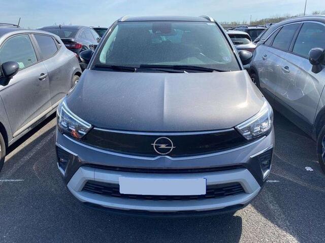 Opel Crossland 1.2-110pk Turbo 'Elegance'. Mooie en luxe hoogzitter met weinig km's ! Volautm. airco dual, cruise control, camera, comfortstoelen, metallic lak, LM wielen, navigatie, telefoonvoorb., lane- en side assist, parkeersensoren v+a, LED verlichting etc.