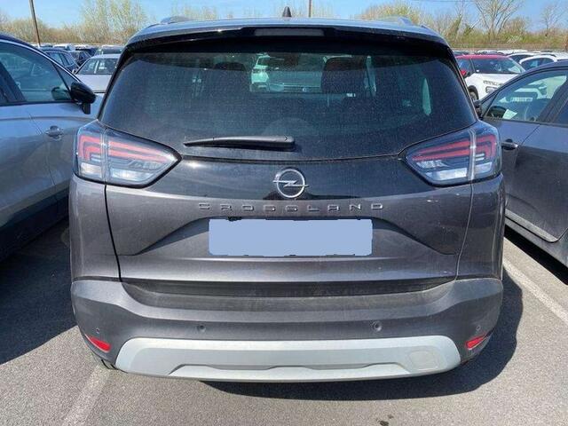 Opel Crossland 1.2-110pk Turbo 'Elegance'. Mooie en luxe hoogzitter met weinig km's ! Volautm. airco dual, cruise control, camera, comfortstoelen, metallic lak, LM wielen, navigatie, telefoonvoorb., lane- en side assist, parkeersensoren v+a, LED verlichting etc.