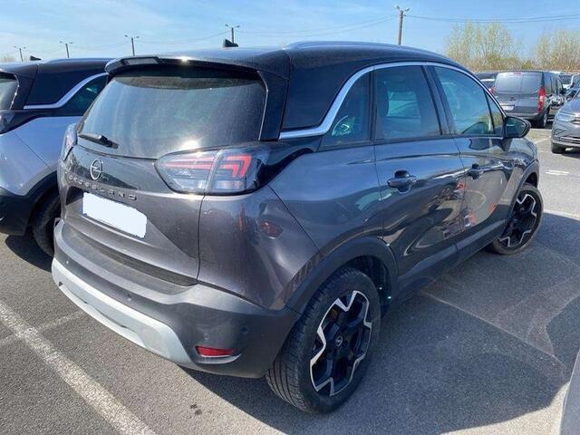 Opel Crossland 1.2-110pk Turbo 'Elegance'. Mooie en luxe hoogzitter met weinig km's ! Volautm. airco dual, cruise control, camera, comfortstoelen, metallic lak, LM wielen, navigatie, telefoonvoorb., lane- en side assist, parkeersensoren v+a, LED verlichting etc.